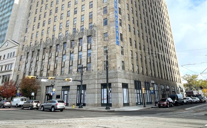 Pictures of Retail, Office property located at 540 Broad St, Newark, NJ 07102 for lease - image #1
