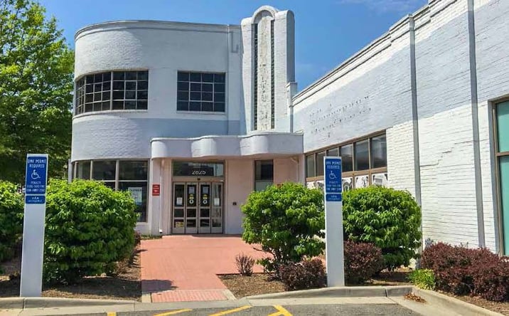 Pictures of Retail property located at 2825 Wilson Boulevard, Arlington, VA 22201 for lease - image #1