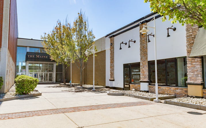 Pictures of Retail property located at 364 Maine Mall Rd, South Portland, ME 04106 for lease - image #1