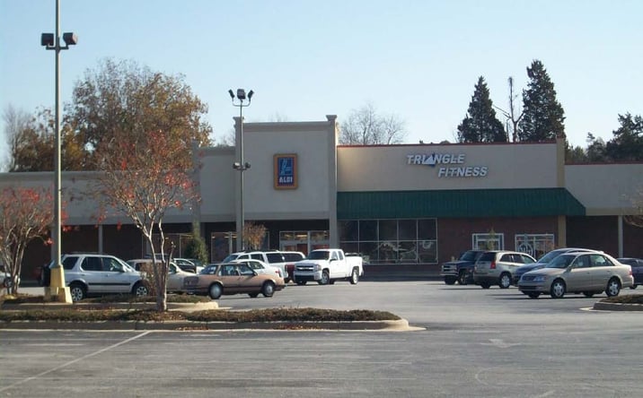 Pictures of Retail property located at 1033 Randolph St, Thomasville, NC 27360 for lease - image #1