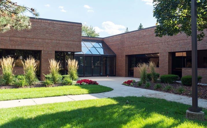 Pictures of Office property located at 36111-36119 Schoolcraft Rd, Livonia, MI 48150 for lease - image #1