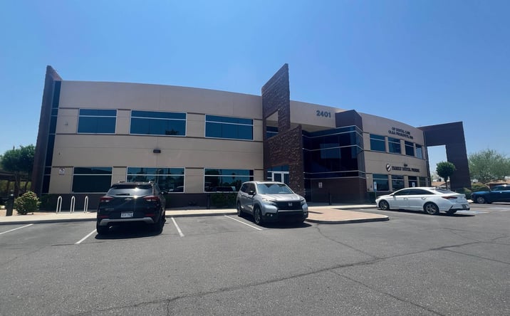 Pictures of Office property located at 2401 W Glendale Ave, Phoenix, AZ 85021 for lease - image #1