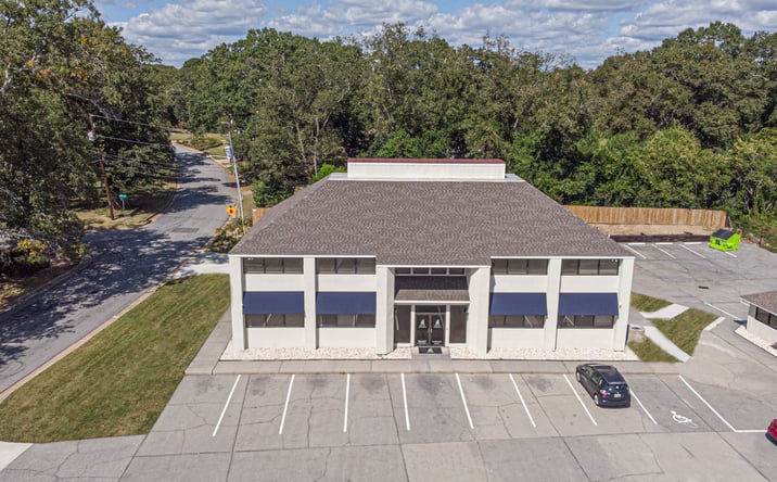 Pictures of Office property located at 2920 Edgewood Cir, Columbus, GA 31907 for lease - image #1