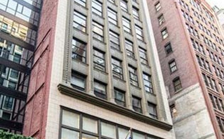 Pictures of Office property located at 21 W 38th St, New York, NY 10018 for lease - image #1