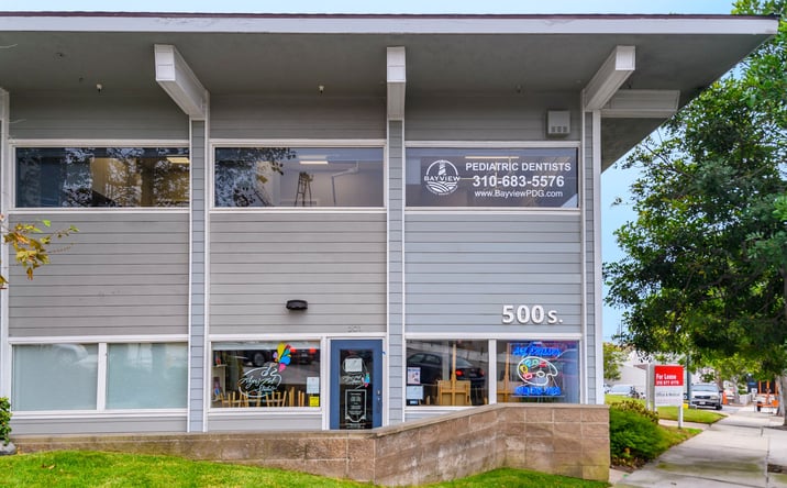 Pictures of Retail, Office property located at 500 S Sepulveda Blvd, Manhattan Beach, CA 90254 for lease - image #1