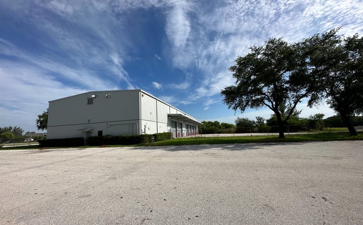 Pictures of Land property located at 2501 Wiles Rd, Pompano Beach, FL 33073 for lease - image #1
