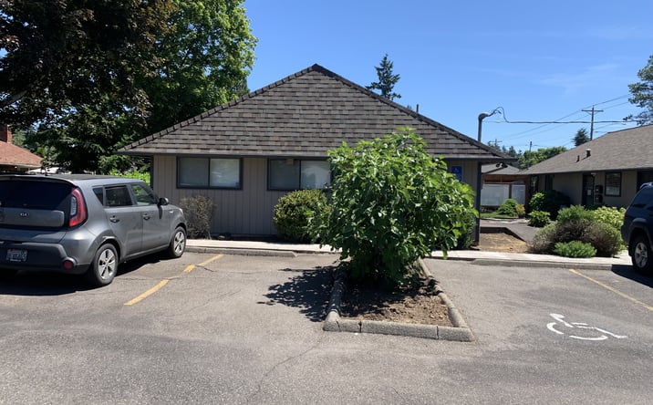 Pictures of Retail, Office property located at 12707 NE Halsey St, Portland, OR 97230 for lease - image #1
