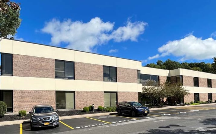 Pictures of Office property located at 100 Willowbrook Office Park, Fairport, NY 14450 for lease - image #1