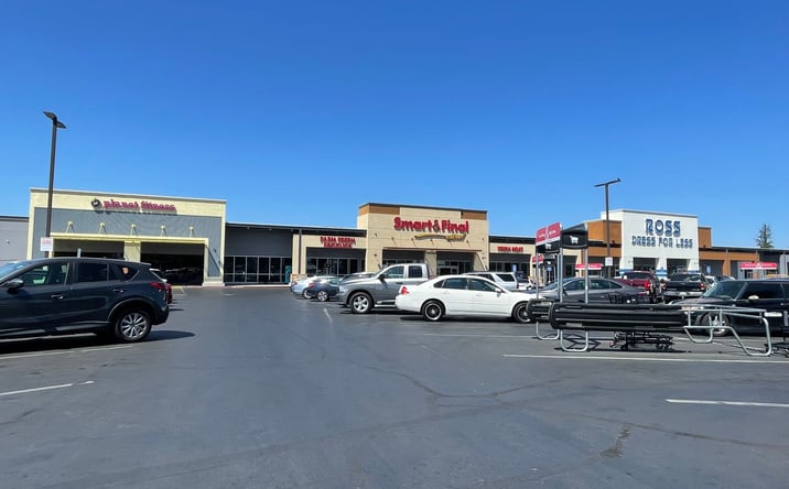 Pictures of Retail, Industrial property located at 5100-5138 Stockton Blvd, Sacramento, CA 95820 for lease - image #1