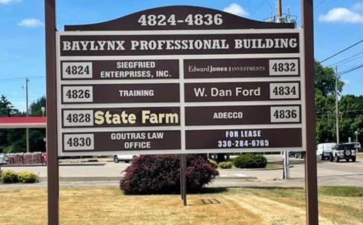 Pictures of Office property located at 4824 Frank Ave NW, North Canton, OH 44720 for lease - image #1