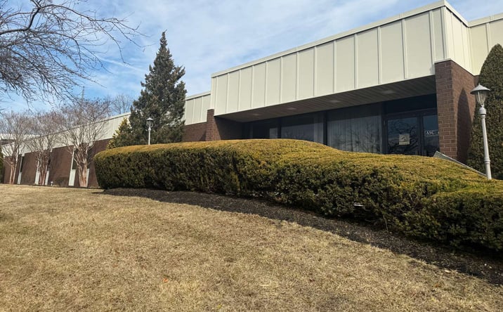 Pictures of Office property located at 801 E Park Dr, Harrisburg, PA 17111 for lease - image #1