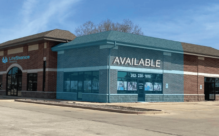 Pictures of Retail property located at 6525 Green Bay Rd, Kenosha, WI 53142 for lease - image #1