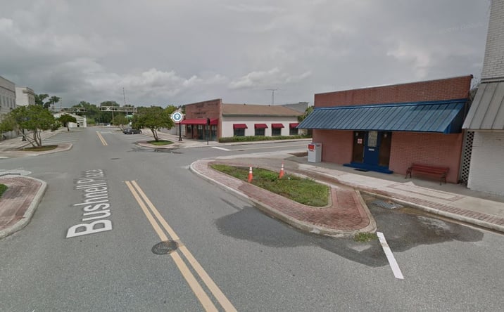 Pictures of Office property located at 120 Bushnell Plaza, Bushnell, FL 33513 for lease - image #1