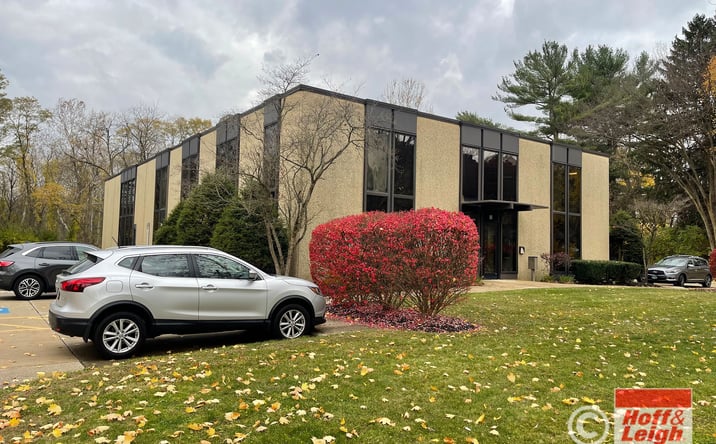 Pictures of Office property located at 1730 Akron Peninsula Rd, Akron, OH 44313 for lease - image #1