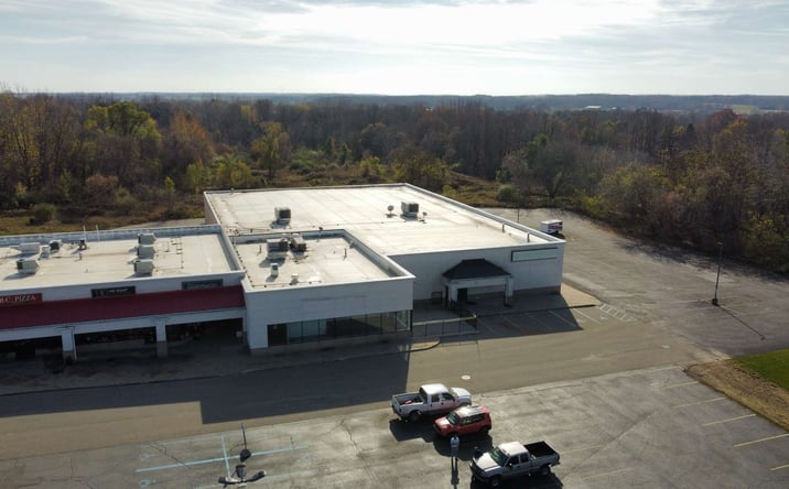 Pictures of Retail property located at 1638-1640 142nd Ave, Dorr, MI 49323 for lease - image #1
