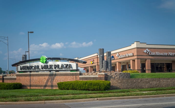 Pictures of Retail, Office, Restaurant property located at 3302 S National Ave, Springfield, MO 65807 for lease - image #1