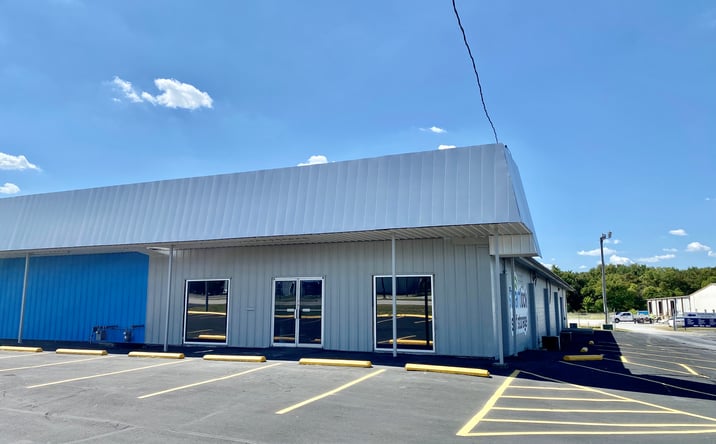 Pictures of Industrial, Office, Retail property located at 5171 N Main St Rd, Joplin, MO 64801 for lease - image #1