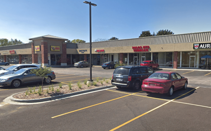 Pictures of Retail property located at 6401 W 127th St, Palos Heights, IL 60463 for lease - image #1