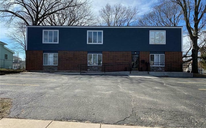 Pictures of Office property located at 755 9th Avenue, Marion, IA 52302 for lease - image #1