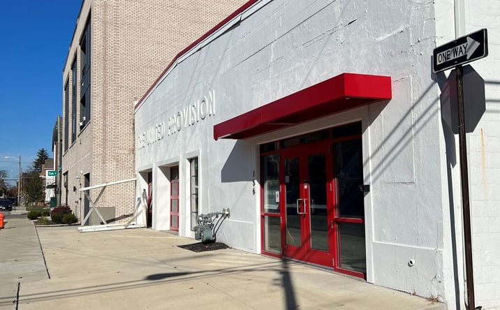 Pictures of Retail, Restaurant property located at 156 Ohio Ave, Columbus, OH 43205 for lease - image #1