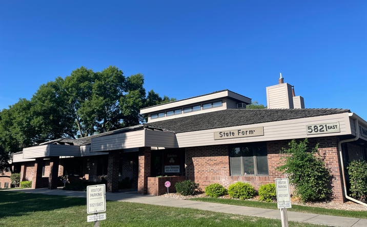Pictures of Office property located at 5821 Cedar Lk Rd S, St Louis Park, MN 55416 for lease - image #1