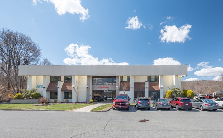 Pictures of Office property located at 604 Federal Rd, Brookfield, CT 06804 for lease - image #1