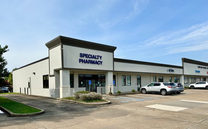 Pictures of Retail, Office property located at 1000 Lakeland Square, Flowood, MS 39232 for lease - image #1