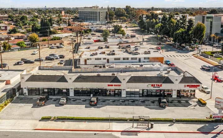 Pictures of Retail property located at 3632 E Imperial Hwy, Lynwood, CA 90262 for lease - image #1