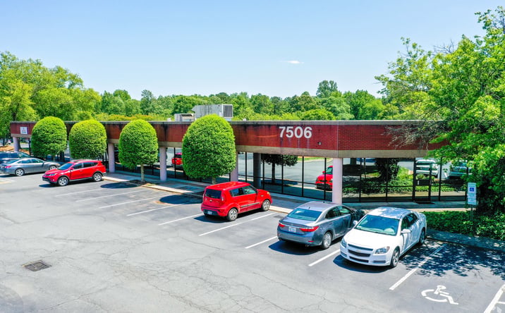 Pictures of Office property located at 7506 E Independence Blvd, Charlotte, NC 28227 for lease - image #1