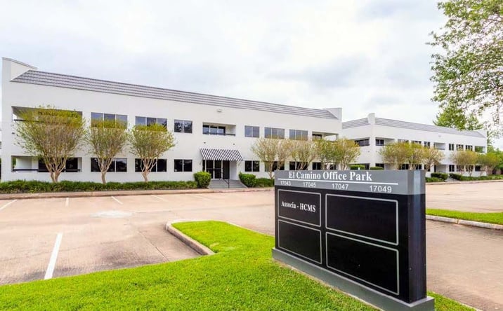Pictures of Office property located at 17043 - 17049 El Camino Real, Houston, TX 77058 for lease - image #1