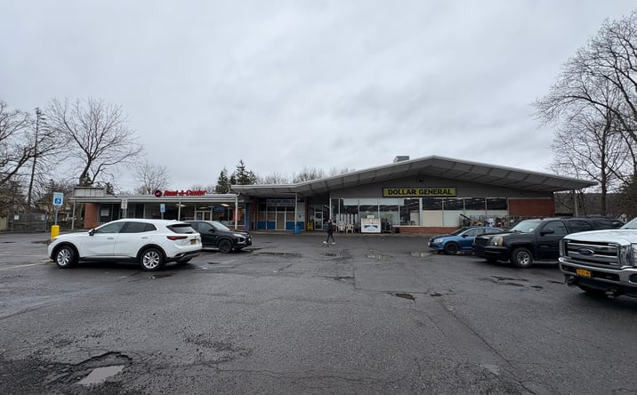 Pictures of Retail, Office, Restaurant property located at 6320 S Salina St, Nedrow, NY 13120 for lease - image #1