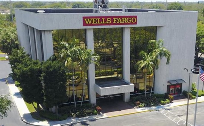 Pictures of Land property located at 4600 Sheridan Street, Hollywood, FL 33021 for lease - image #1