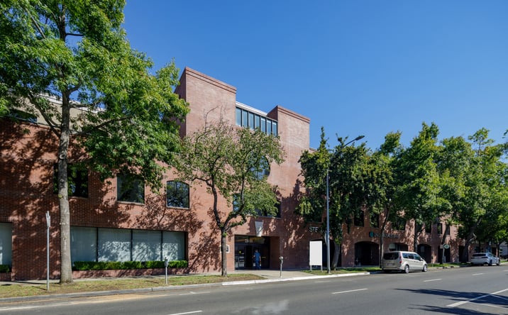Pictures of Office property located at 2801 J St, Sacramento, CA 95816 for lease - image #1
