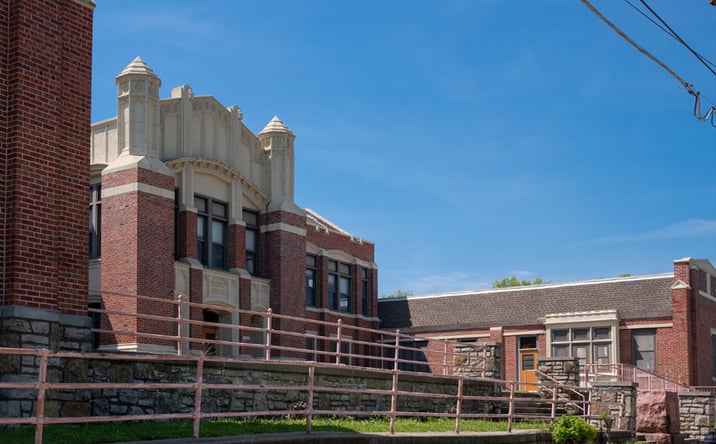 Pictures of Retail, Land, Office property located at 4622 Pennsylvania Avenue, Kansas City, MO 64112 for lease - image #1