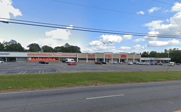 Pictures of Retail property located at 804 Pelham Rd S, Jacksonville, AL 36265 for lease - image #1