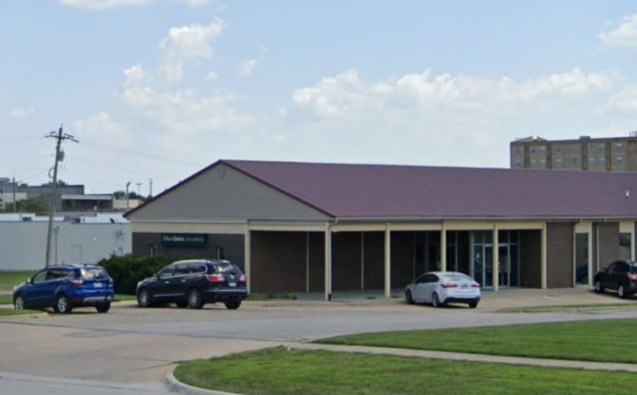 Pictures of Office property located at 5709 SW 21st St, Topeka, KS 66604 for lease - image #1