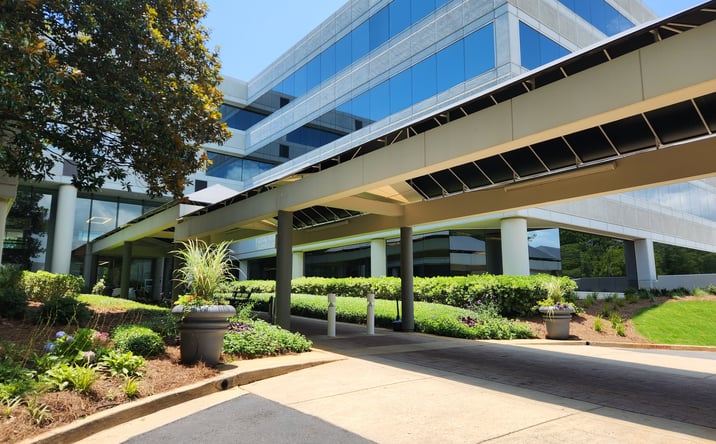 Pictures of Office property located at 3920 Arkwright Rd, Macon, GA 31210 for lease - image #1