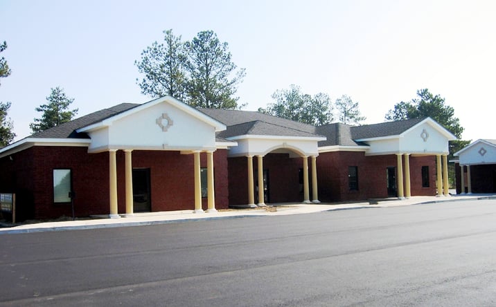 Pictures of Office property located at 1103 Plaza Ave, Eastman, GA 31023 for lease - image #1