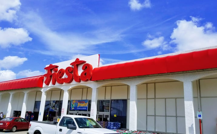 Pictures of Retail property located at 11006 Airline Dr, Houston, TX 77037 for lease - image #1