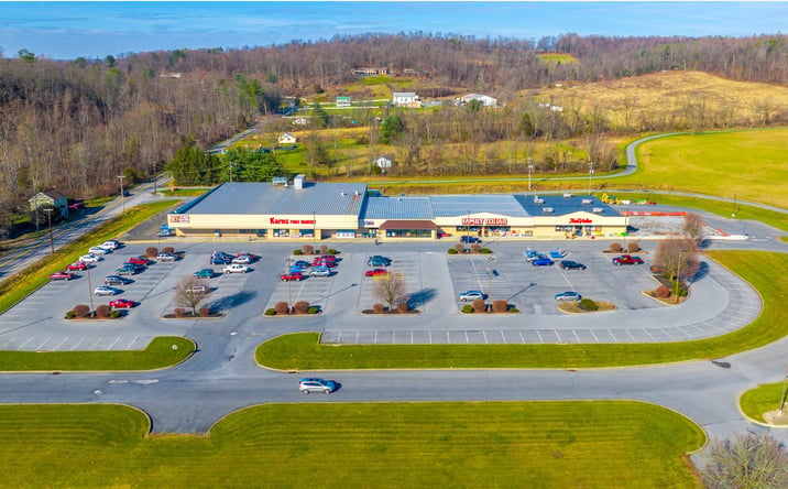 Pictures of Retail property located at 35 Centre Dr, New Bloomfield, PA 17068 for lease - image #1