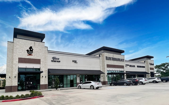 Pictures of Retail property located at 20326 Tomball Pkwy, Tomball, TX 77070 for lease - image #1
