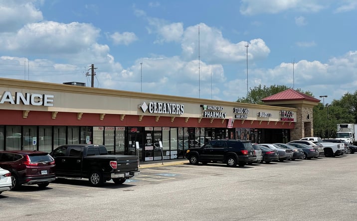 Pictures of Retail property located at 1901 Texas Pkwy, Missouri City, TX 77489 for lease - image #1