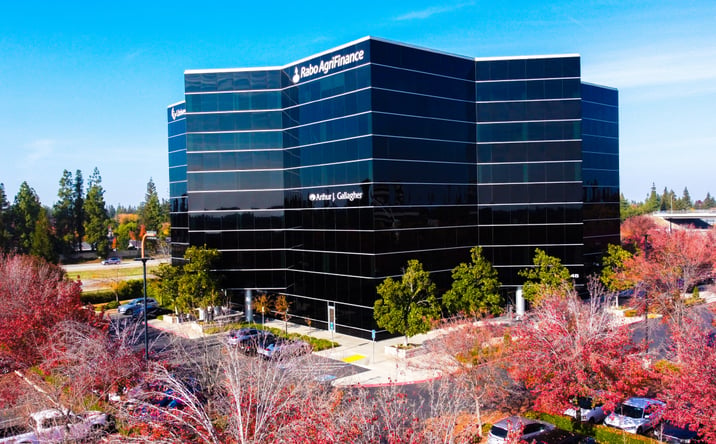Pictures of Office property located at 45 River Park Pl W, Fresno, CA 93721 for lease - image #1