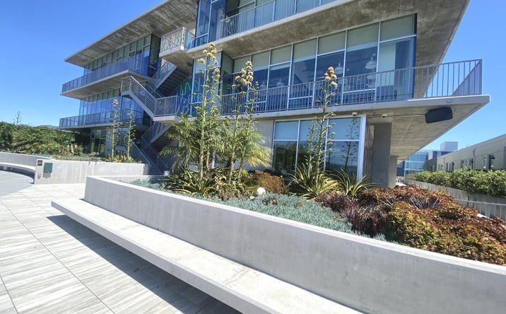 Pictures of Office property located at 925 N La Brea Ave, West Hollywood, CA 90038 for lease - image #1