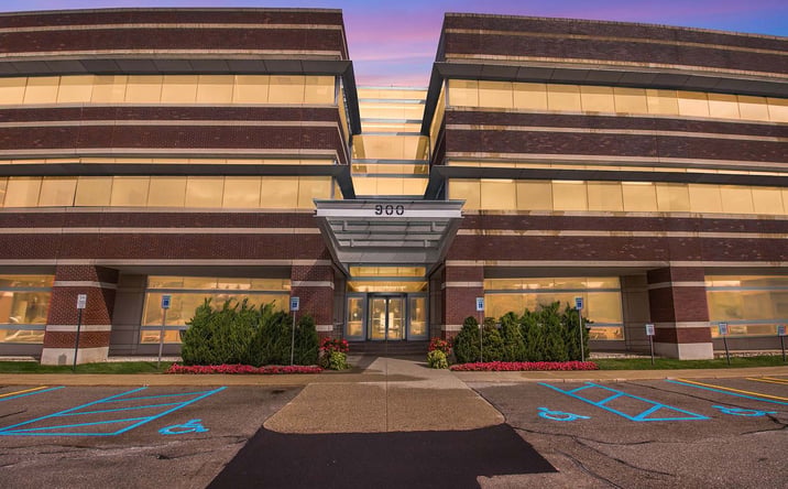 Pictures of Office property located at 900 N Squirrel Rd, Auburn Hills, MI 48326 for lease - image #1