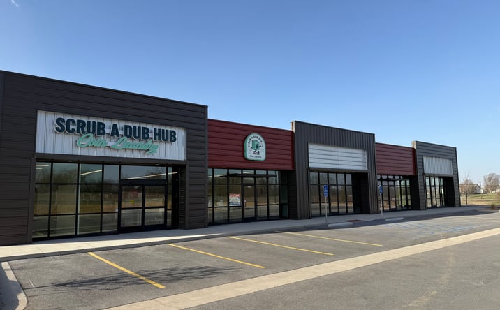 Pictures of Retail property located at 1350 N Maxine Ave, Nixa, MO 65714 for lease - image #1