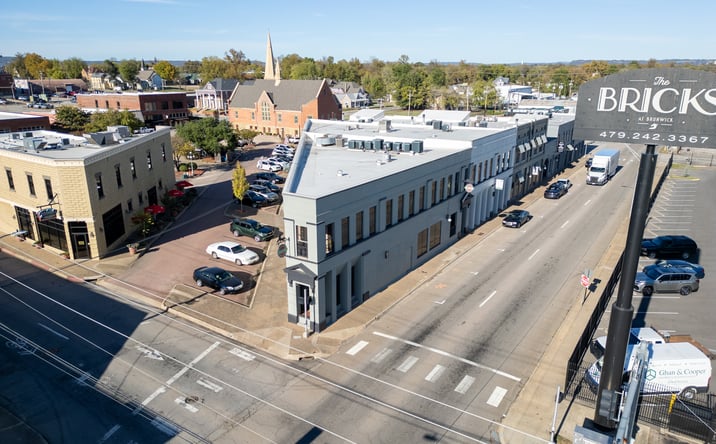 Pictures of Retail property located at 101 N 10th St, Fort Smith, AR 72901 for lease - image #1