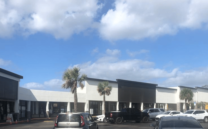 Pictures of Retail property located at 3820 S Orlando Dr, Sanford, FL 32773 for lease - image #1