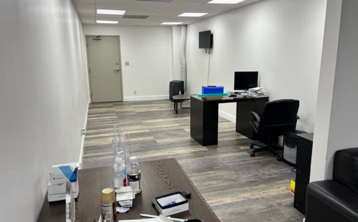 Pictures of Office property located at 440 E Sample Rd, Pompano Beach, FL 33064 for lease - image #1