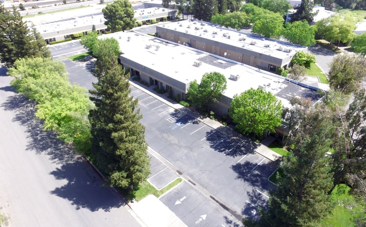 Pictures of Office property located at 4230 West Swift Avenue, Fresno, CA 93722 for lease - image #1
